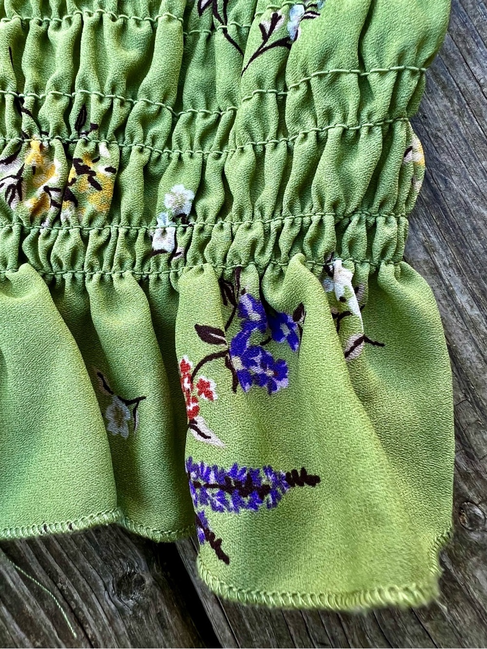 HESPERUS SMOCKED BLOUSE - Picture 7 of 12